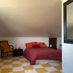 Le Patio D\'Arles